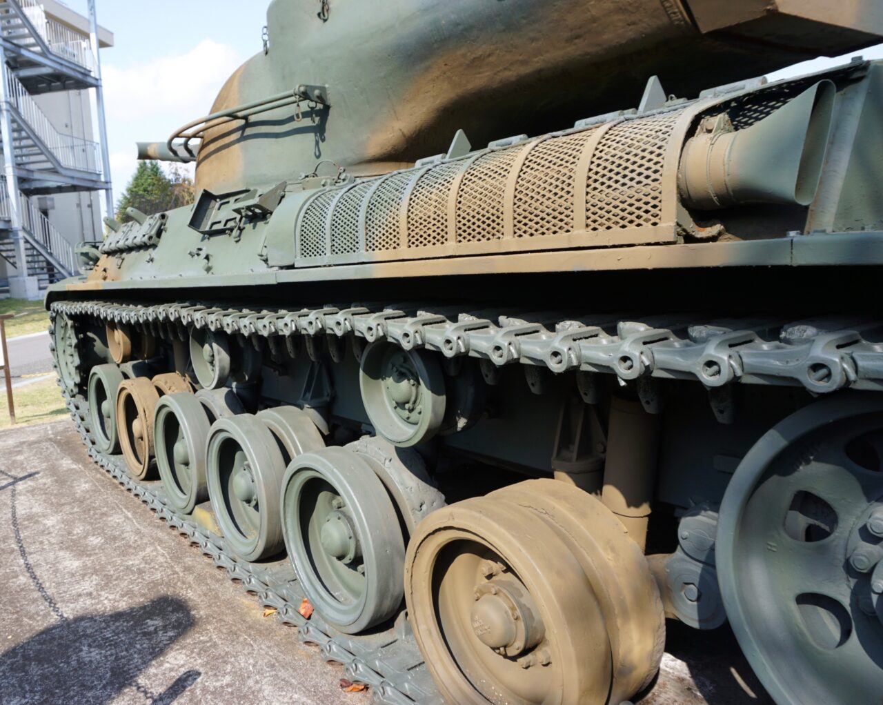 八戸駐屯地で創立70周年記念行事開催