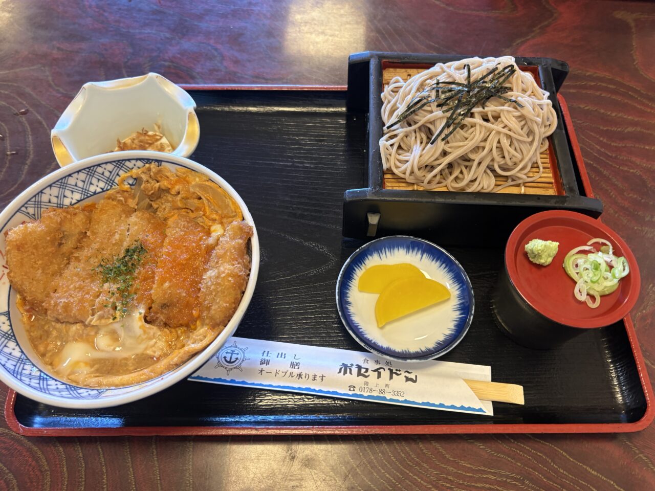 種類豊富なランチメニューのレストラン、ポセイドン